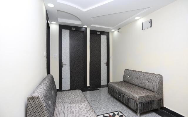 Collection O 10589 Laxmi Guest House
