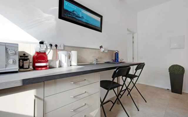 Fantastico 4 - With Large Private Terrace, Free Parking, air Conditioning, BBQ