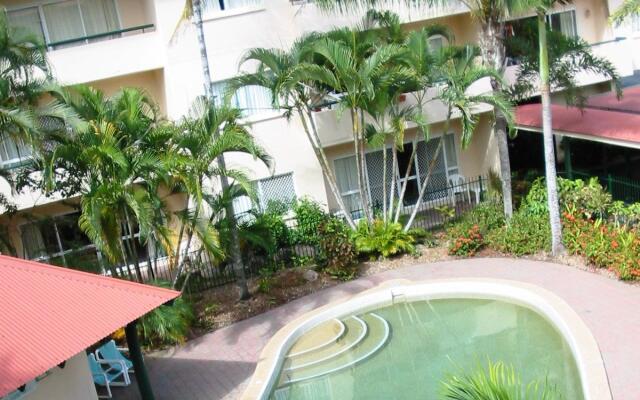 Tradewinds McLeod Holiday Apartments