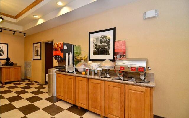 Hampton Inn & Suites Nacogdoches