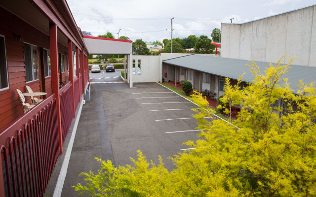 Downs Motel