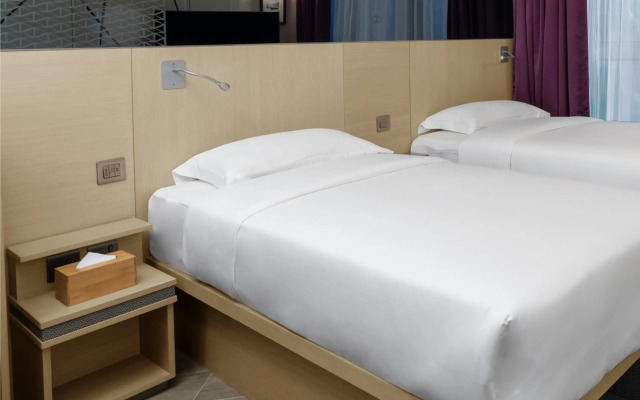 Starphire Hotel