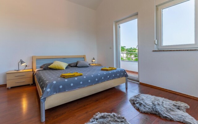 Amazing Apartment in Medulin With Wifi and 2 Bedrooms