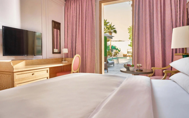Palmyard Hotel