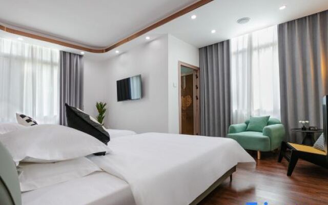 Xiyue Meiting Homestay (Beihai Laojie Beibu Gulf Square Branch)