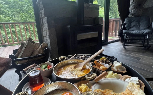Ayder Vanak Stone Suites