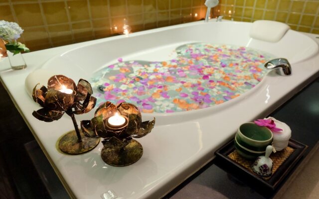 Sibsan Luxury Hotel Rimping