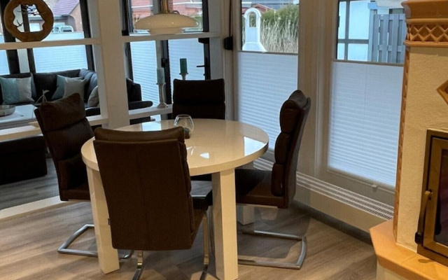 Freistehender Ferienbungalow im Fachwerkstil