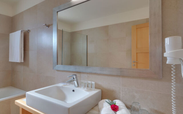 Ariadne Beach - Adults Only