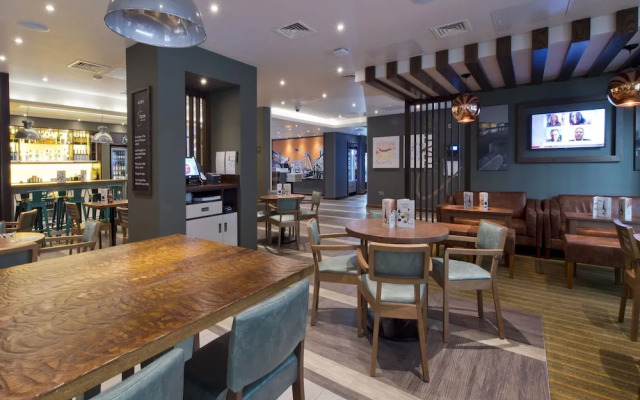 Premier Inn Liverpool Lime Street