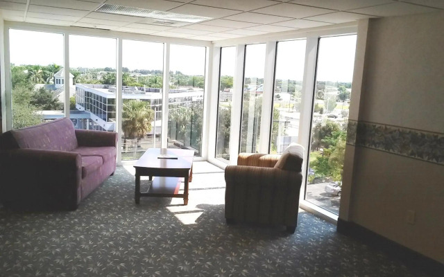 Allure Suites