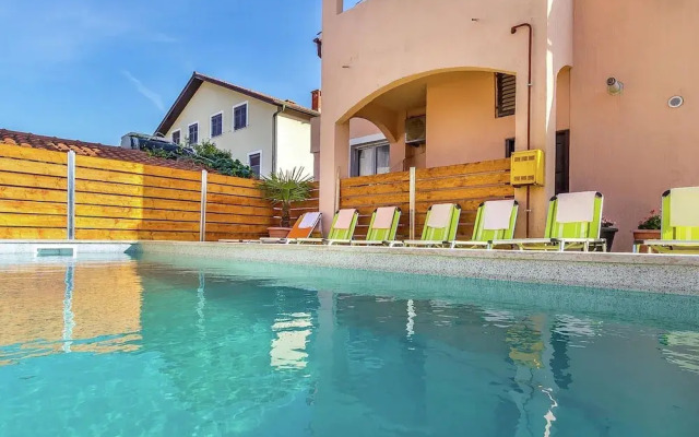 Apartment in Private House With Shared Pool