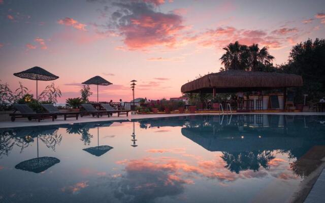4Reasons Hotel And Bistro