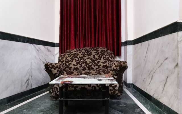 OYO 24436 Ramji 7 Grand