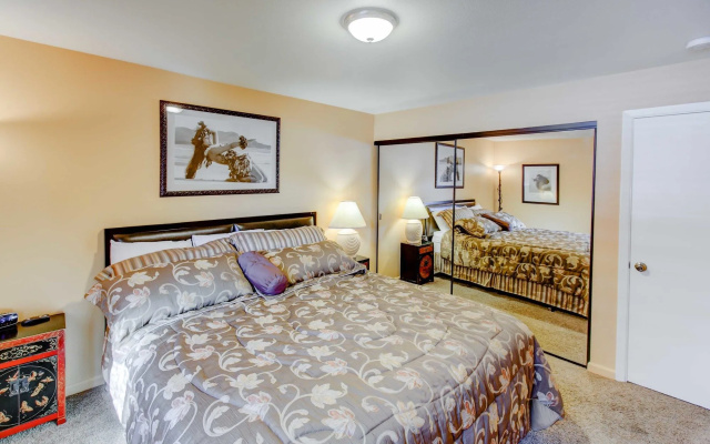 San Sierra 16 - One Bedroom Condo