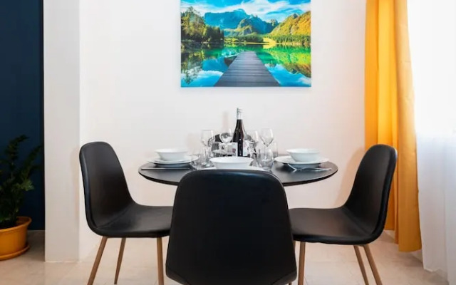 Chic 1BR Retreat in St Julian's