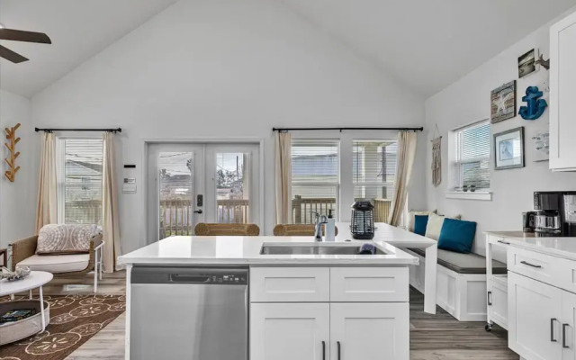 Newly Remodeled Home Minutes From Cruise Terminal