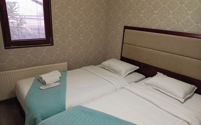 Room N 6 by Kraveli