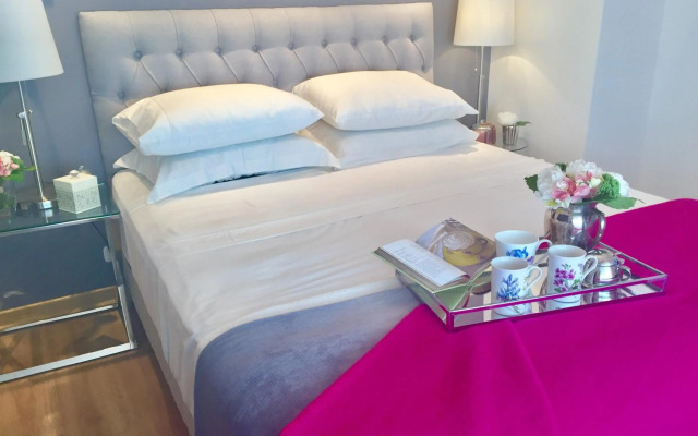 Luxury Apartment Tagle