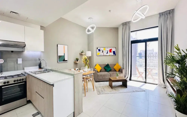 OYO HOME 1366 Standard One Bedroom Jvc