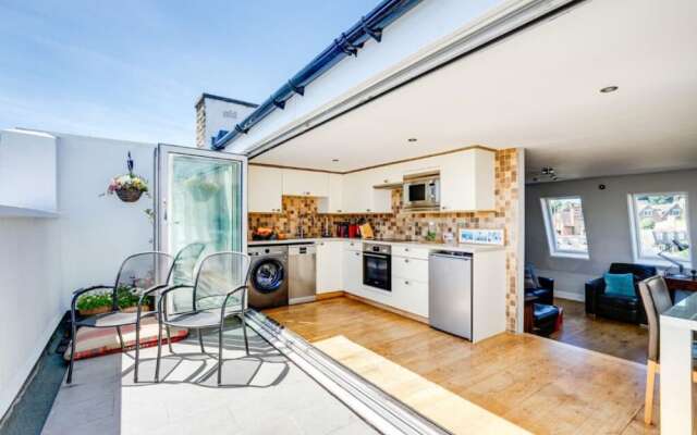 Beautiful 2-bed Apartment in London