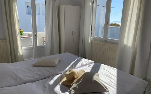 studio apartment Violetta at Livadia beach