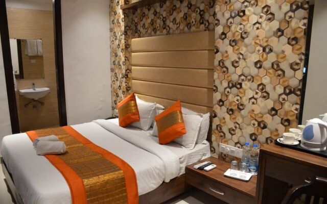 Hotel Grand Star by Royal Collection