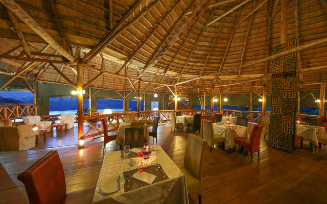 Crater Safari Lodge