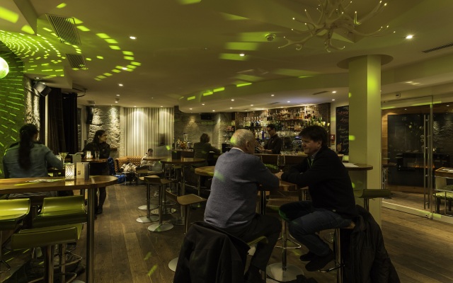 PLATZHIRSCH ZÜRICH - Downtown Boutique Hotel & Sushi Lounge