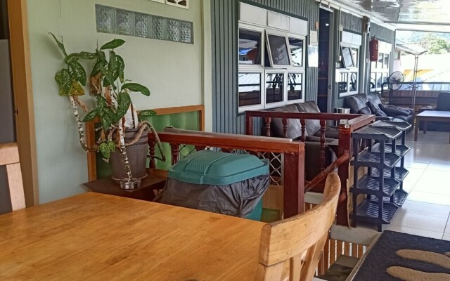 OYO 90366 Home Valley Guesthouse Tambunan