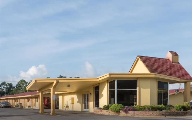 OYO Hotel Lake Charles LA I-10