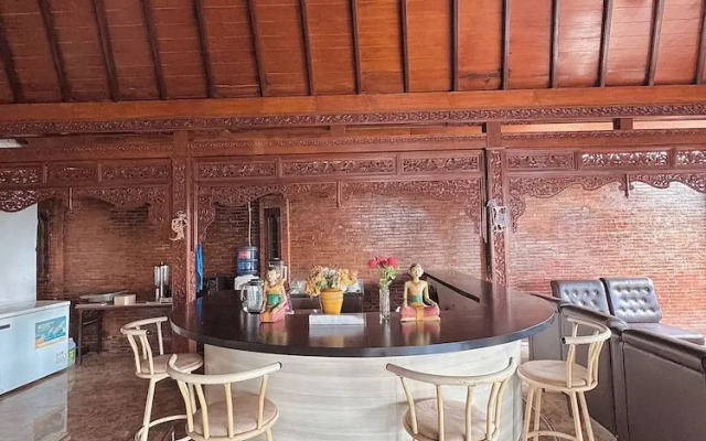 Chrome Hotel & Resort