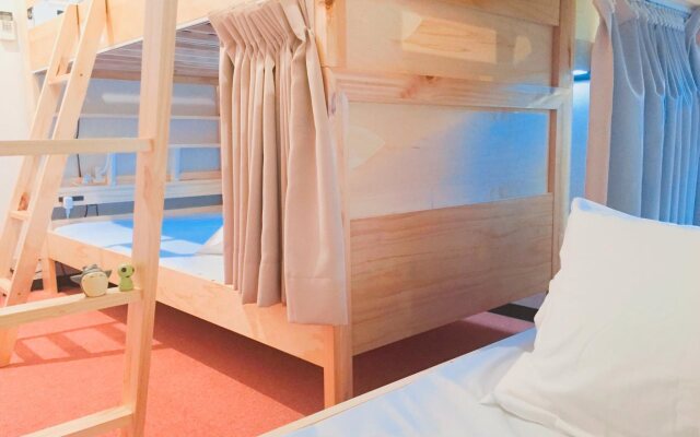 Guesthouse Gloire - Hostel