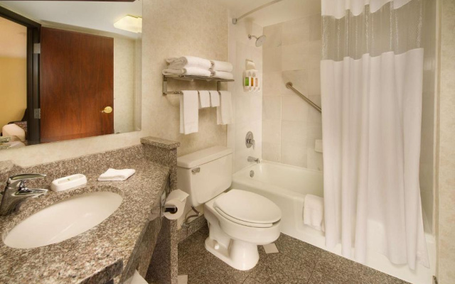 Drury Inn & Suites St Joseph
