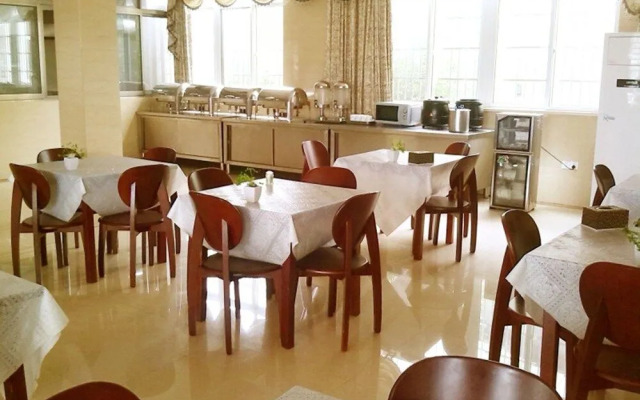 GreenTree Inn Taizhou Xinghua Anfeng Runan Garden Express Hotel