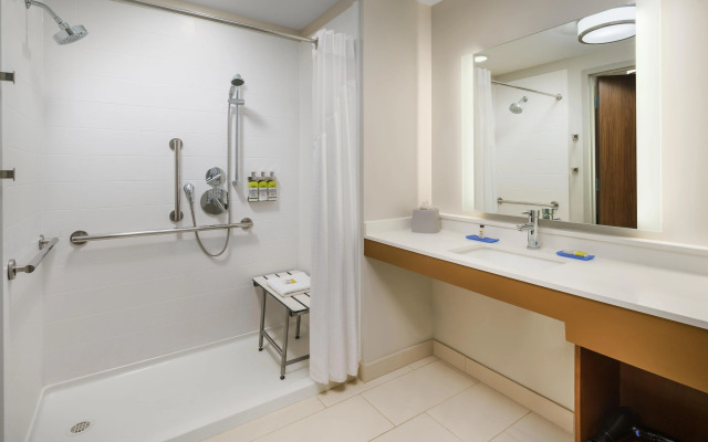 Holiday Inn Express & Suites Oakhurst - Yosemite Park Area by IHG