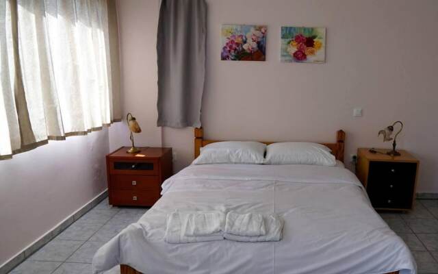 Lovely Modern Studio in Romanos Patras, Greece