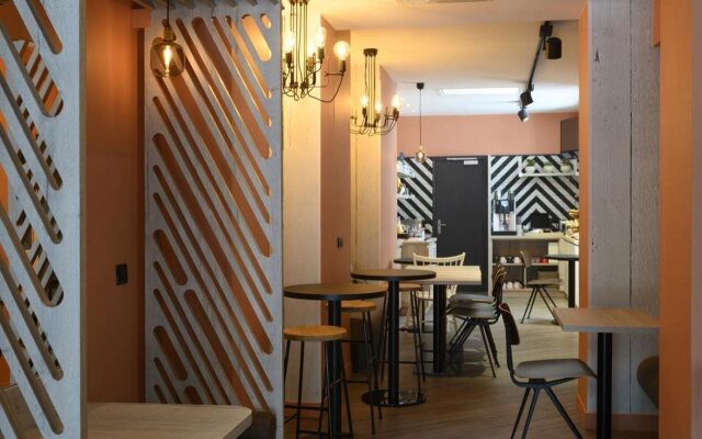 Ibis Paris Tour Montparnasse 15Ème