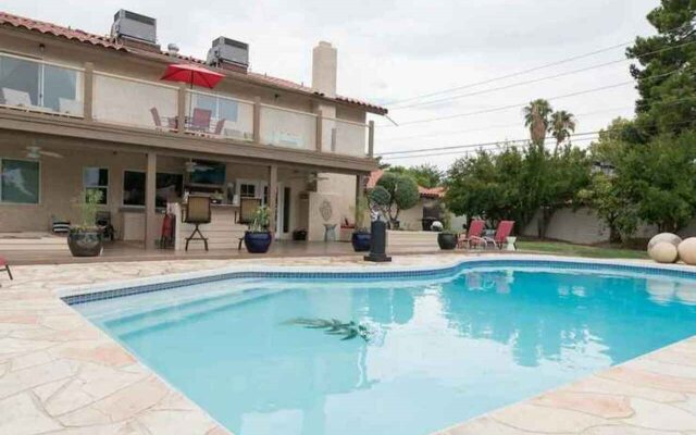 Luxurious 6BR 7min to Las Vegas Strip