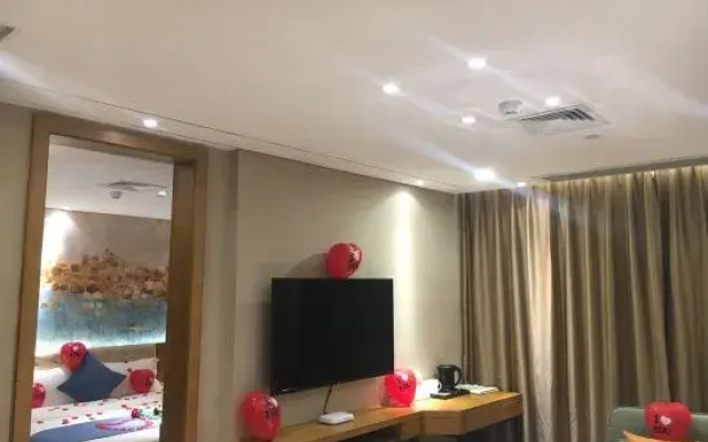 Marriott Guihuang Hotel (Guigang High - speed Railway Station Branch, Keshi World Plaza Branch)