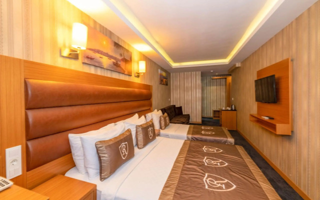 Regno Hotel