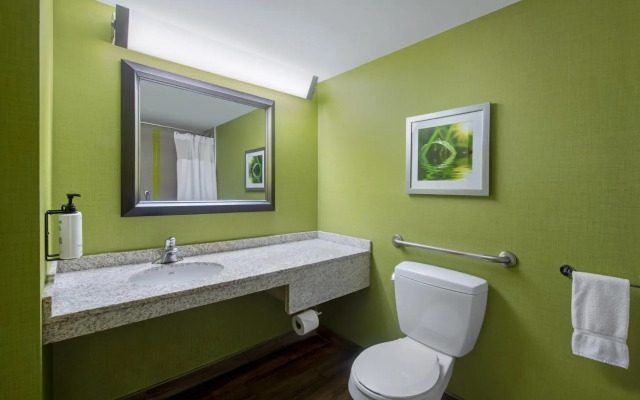 Crowne Plaza Kitchener-Waterloo by IHG
