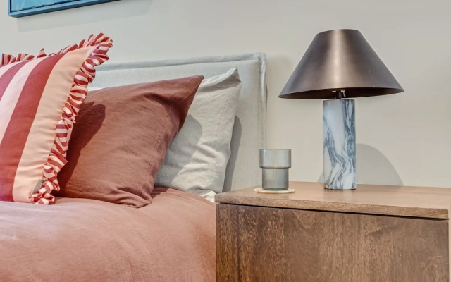 Stunning Two-bedroom Apartment With a Balcony