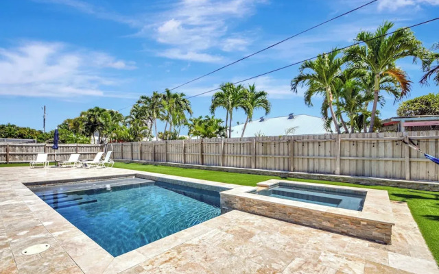 Dolphin Villa Private Pool!