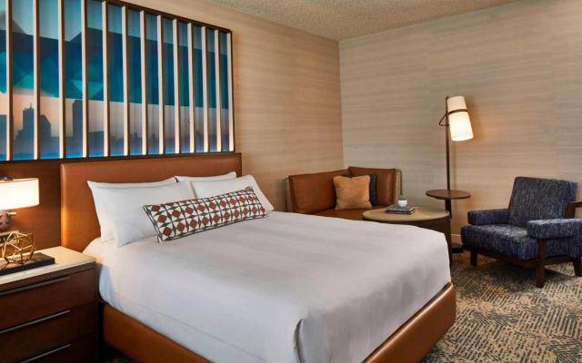 Renaissance Dallas Hotel