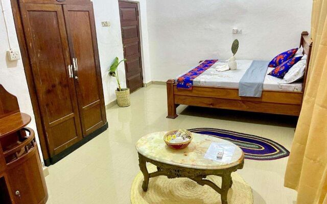 Mystic Manor Stonetown B&B