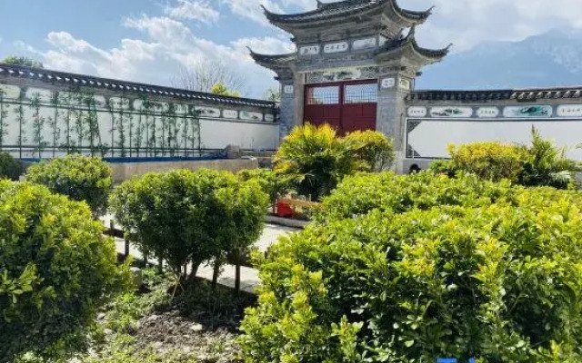 Yingshan Countryside B&B (Erhai Caicun Longkan Wharf Branch)