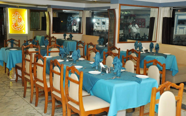 Chandra Inn