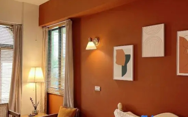 Season B&B - Western House