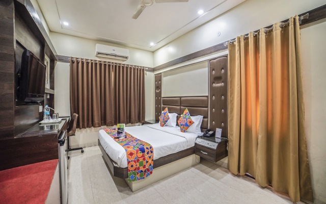 Fabhotel Santoor